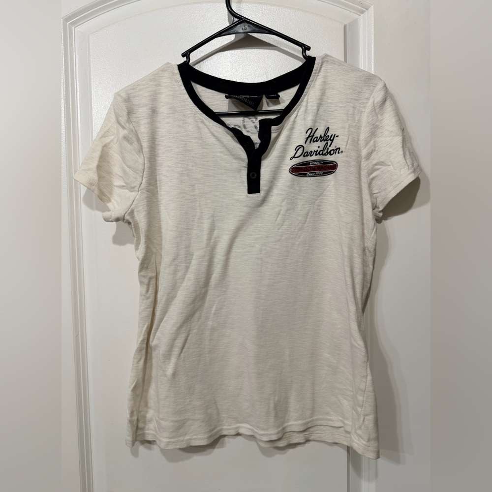 Women’s Harley-Davidson Cream and Black Button-Up Tee sz Med